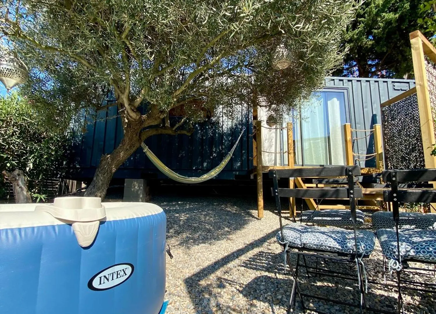 Luxury tent La Suite Conteneur Septemes-les-Vallons